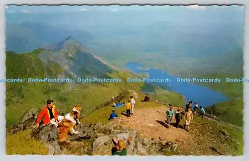 R745220 Ansicht vom Summit of Snowdon Bamforth and Co Ltd Farbglanz Ansicht Serie