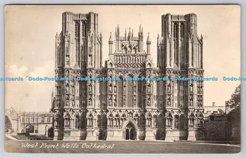 R749034 Wells Cathedral West Front Dawkes and Partridge