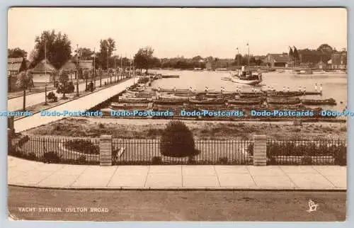 R748321 Oulton Broad Yacht Station Tuck Photogravure Broadside Series Leo A Robi