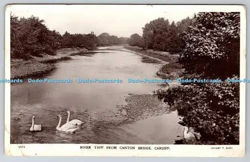 R748738 Cardiff River Taff von der Canton Bridge Ernest T Bush das königliche Foto