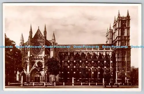 R751866 London Westminster Abbey Valentine and Sons Ltd RP