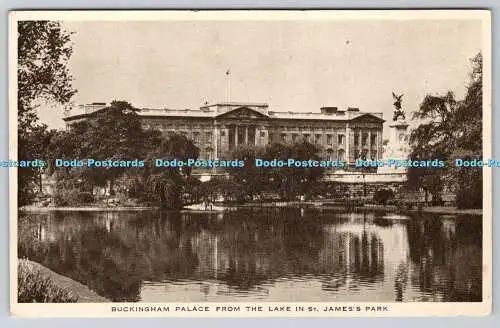 R752423 Buckingham Palace vom See im St James Park Tuck Gravure Postkarte L