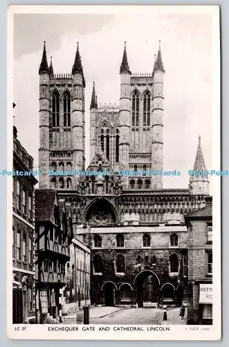 R751307 Lincoln Exchequer Gate and Cathedral Raphael Tuck and Sons Ltd RP