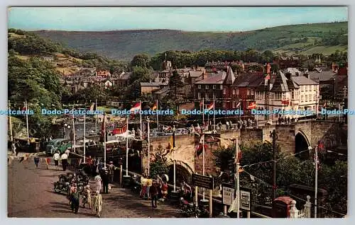 R753520 Llangollen The Dee Bridge während der internationalen Eistedfood-Woche Baxter an