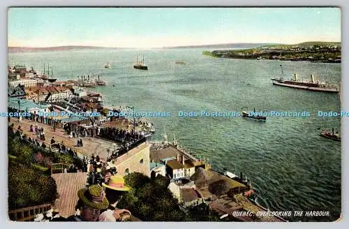 R754254 Quebec mit Blick auf den Hafen John E Walsh