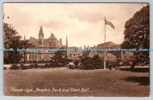 R754995 Trowbridge People Park and Town Hall W Dotesio Frith Serie