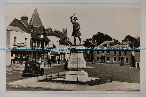 C026387 Westerham General Wolfe Statue The Green J Salmon Sevenoaks PM Reigate R