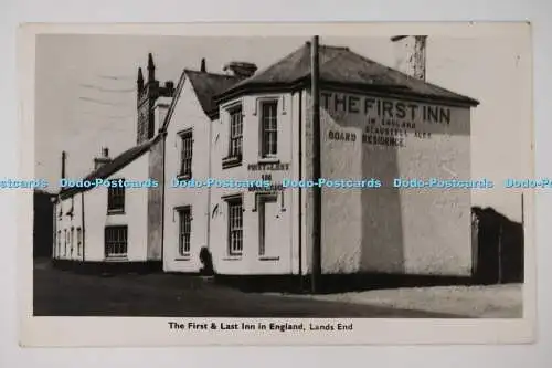 C026427 Lands End The First and Last Inn in England PM Truro Cornwall