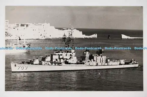 C026582 USS Hugh Purvis DD709 Anthony and Joseph Pavia Valletta Malta 1967