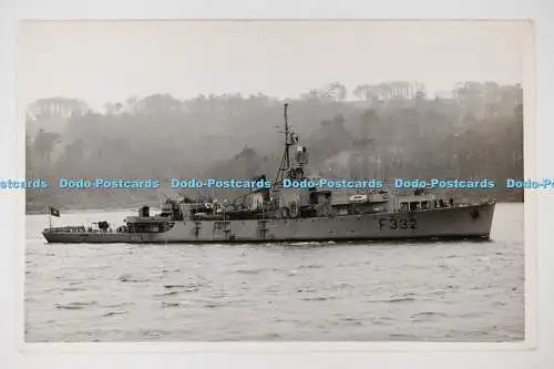 C026588 NRP Nuno Tristao F332 HMS Avon Tom Molland