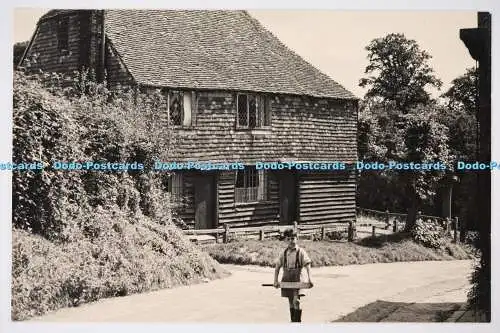 C026696 Groombridge Boy Stans Near To Home