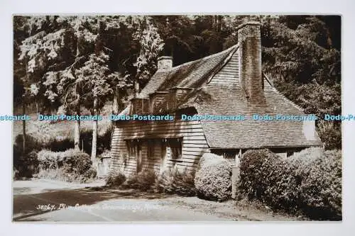 C026705 Groombridge Kent Blue Cottages E A Sweetman Tunbridge Wells Sunshine Ser