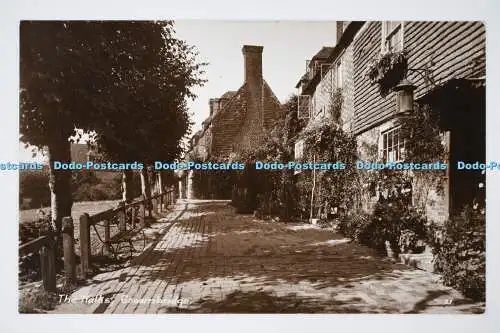 C026731 Groombridge The Walks H Camburn Tunbridge Wells Mrs Bingham The Black an