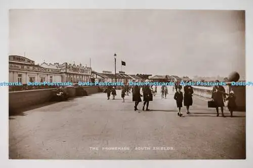 C026802 South Shields The Promenade A M H Meldon Serie 1946