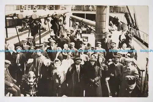 C026812 Menschen auf dem Schiff PM Armstrong Kanada 1910