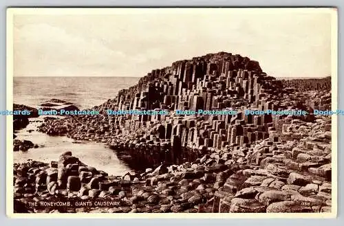 R755130 Giants Causeway The Honeycomb Valentine and Sons Ltd Fototype