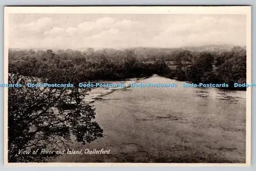 R755136 Chollerford Blick auf Fluss und Insel