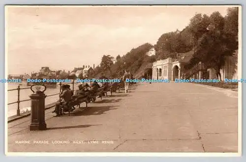 R755473 Lyme Regis Marine Parade Blick nach Westen