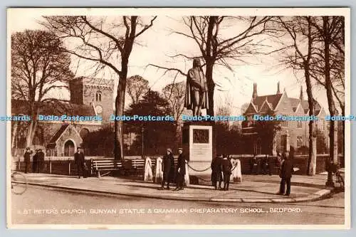 R760790 Bedford St Peters Church Bunyan Statue and Grammar Preparatory School J