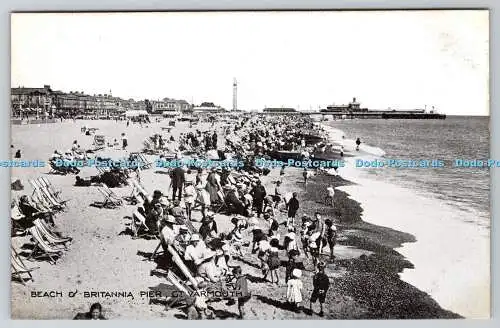 R760828 Gt Yarmouth Beach und Britannia Pier britische Manufaktur durchgehend