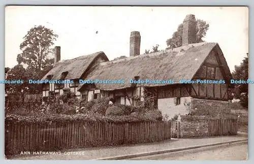 R762071 Ann Hathaways Cottage J Salmon Sevenoaks England