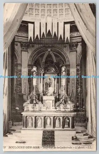 R756278 Boulogne sur Mer Interieur de la Cathedrale L Autel