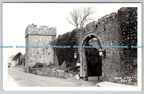 R762262 Tenby Town Walls Squibbs Studios RP