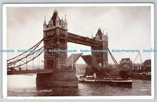 R762732 London Tower Bridge J Salmon Sevenoaks 1945