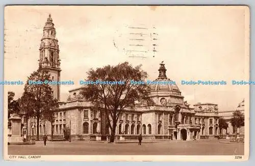 R757081 Cardiff City Hall PM Bridgend Glam 1946