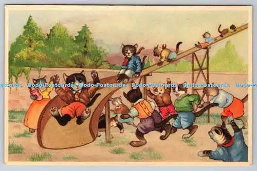 R760714 Katzen auf dem Spielplatz Postkarte 1948