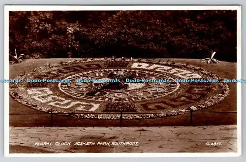 R760741 Southport Hesketh Park Floral Clock Valentine RP