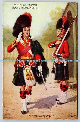 R757893 The Black Watch Royal Highlanders Officer and Sentry Valentine and Sons