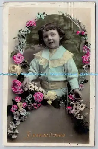 R759428 Jepense a Vous kleines Mädchen mit Blumen Postkarte