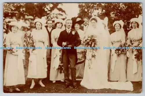 R764585 Hochzeitsfoto Personengruppe Postkarte