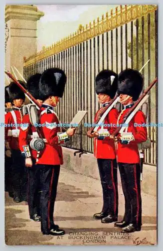 R765086 London Changing Sentries at Buckingham Palace W R Wollen