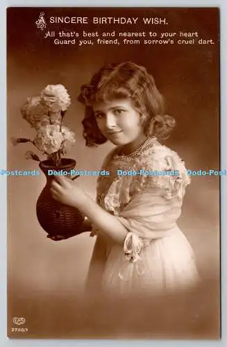 R766487 Aufrichtiges Geburtstagswunsch Mädchen mit Blumen in der Vase E A Schwerdtfeger an