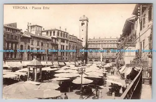 R766808 Verona Piazza Erbe O Onestinghel