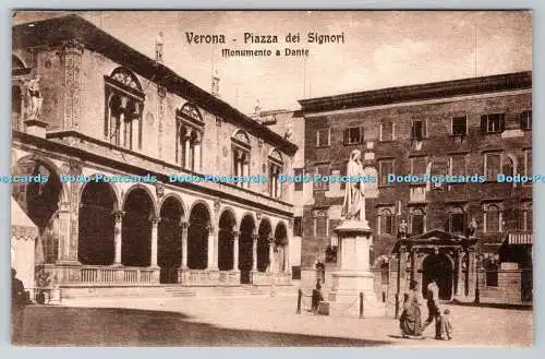 R766851 Verona Piazza dei Signori Monumento a Dante Cart Soc Anon A Mondadori