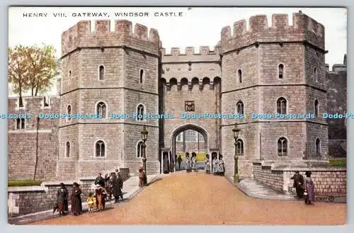 R768406 Windsor Castle Henry VIII Gateway Valentine Valesque Serie