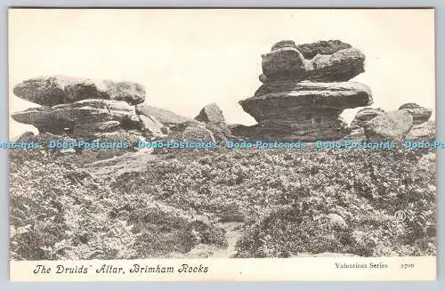 R768643 Brimham Rocks The Druids Altar Valentine Series