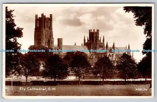 R768795 Ely Cathedral S W Valentine RP