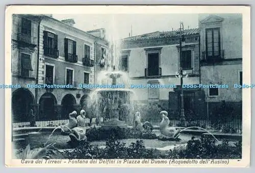 R768813 Cava dei Tirreni Fontana dei Delfini auf der Piazza del Duomo Alfonso Salsano