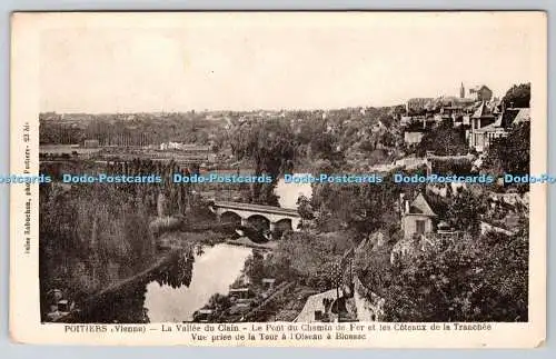 R770653 Poitiers Vienne La Vallee du Clain Le Pont du Chemin de Fer et les Cotea