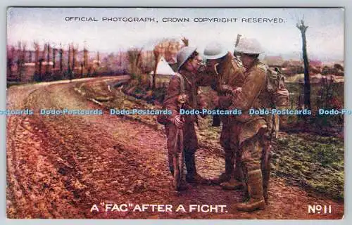 R772837 A Fac After a Fight Daily Mail Battle Pictures Series II Official War Ph