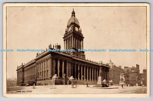 R772860 Leeds Town hall Tuck Gravuro No 1410