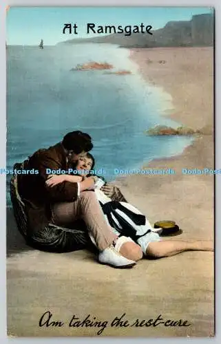 R773960 Bei Ramsgate nehme ich die Ruhe Heilung Mann und Frau am Strand Solomon L