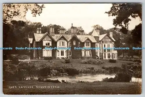 R775035 Sandringham York Cottage Postkarte 1925