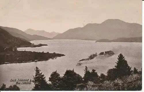 PC25250 Loch Lomond und Ben Lomond. Valentine