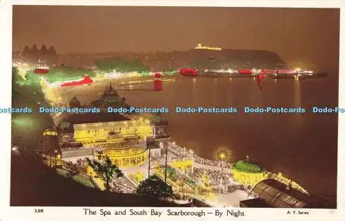 R687826 Scarborough. The Spa und South Bay. Bei Nacht. A.Y. Serie