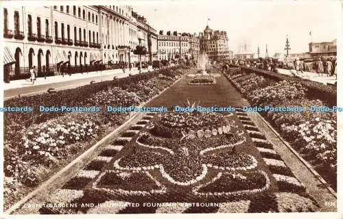 R688853 Eastbourne. Teppichgärten und beleuchteter Brunnen. Schuhschmied und Äther